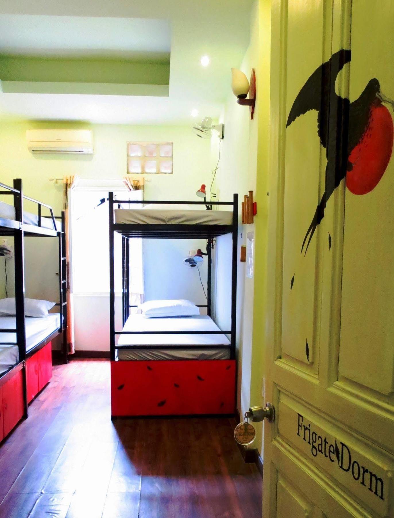 Hanoi Massive Hostel Kültér fotó